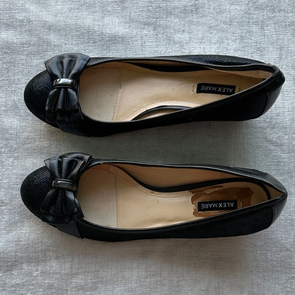 Alex Marie Black Flats with Bow Detail (8.5)